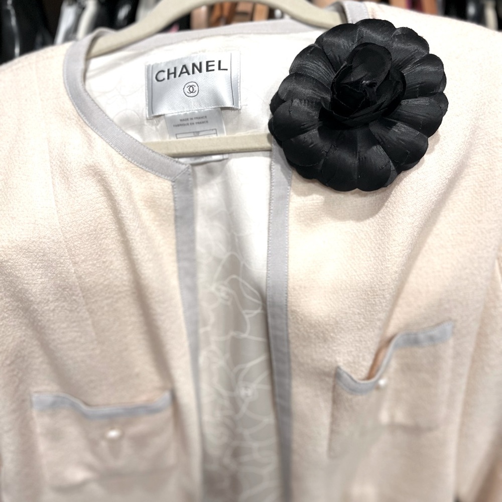 Vintage fabric Chanel like brooch